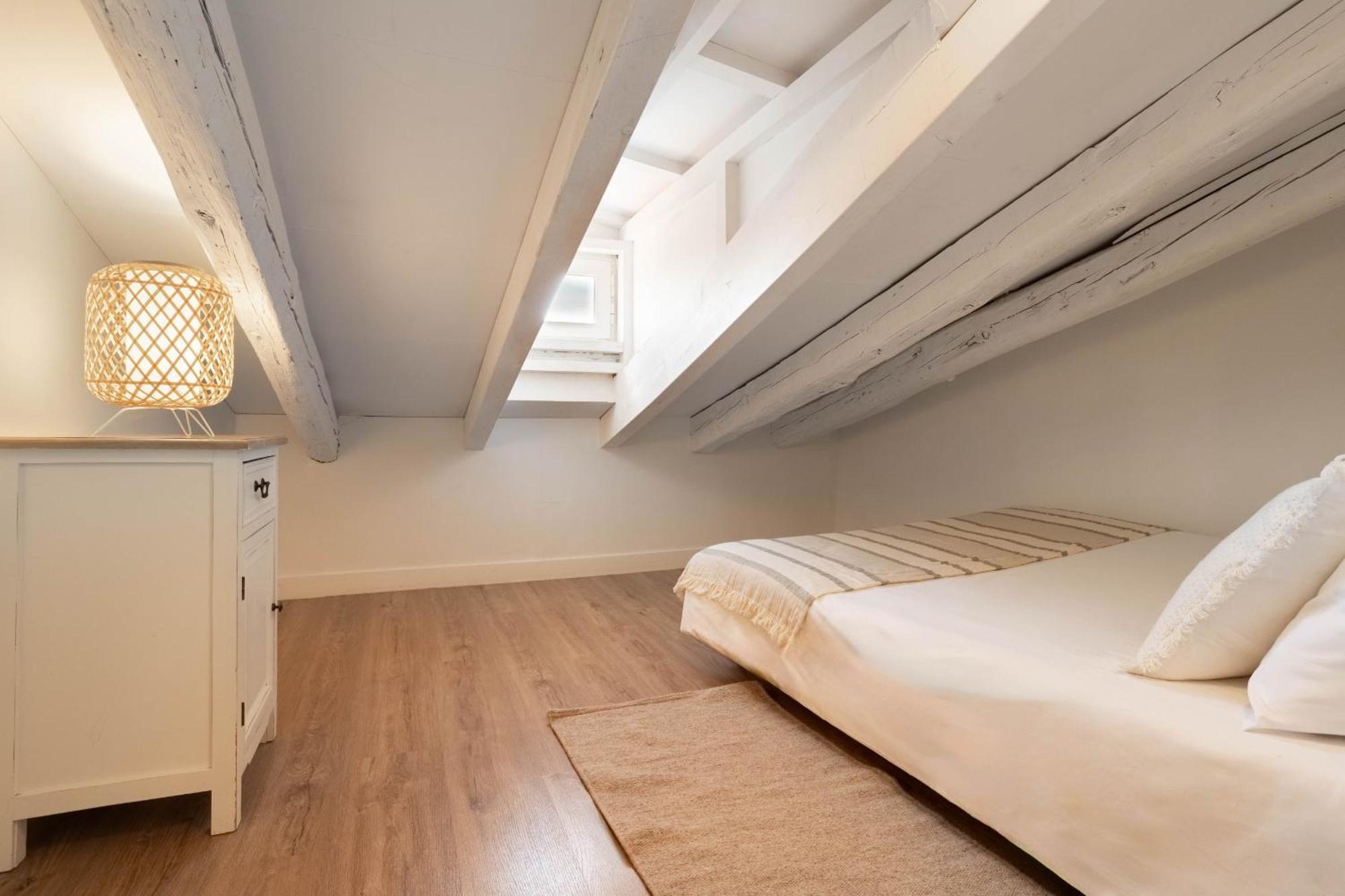 Apartment Plaza Mayor Attic En Madrid